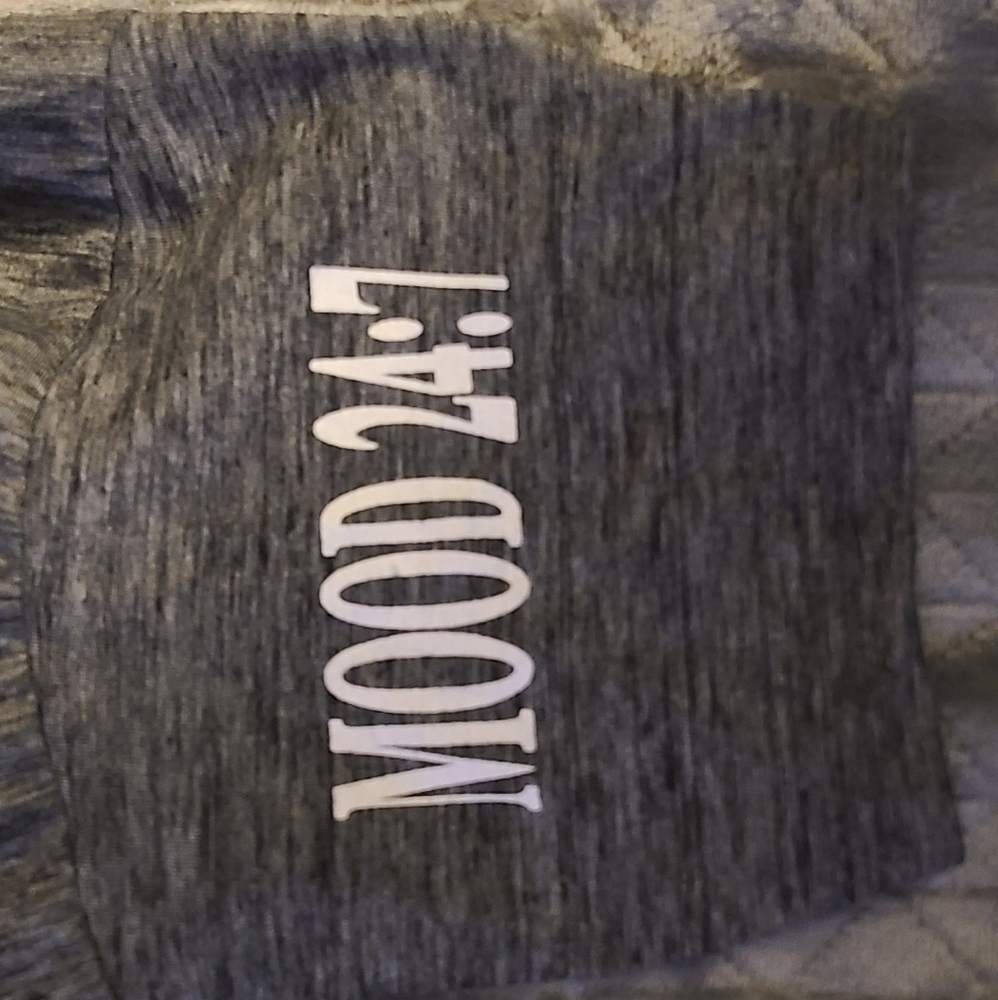 Short sleeve shirt